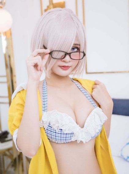 特利迦奥特曼