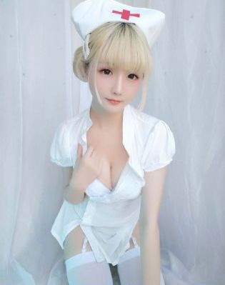 少年白马