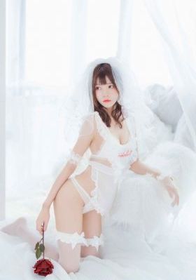 年轻的妈妈四