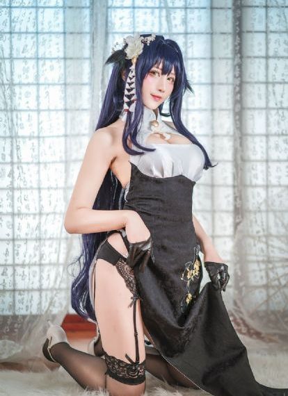 李彩谭妈妈的职业